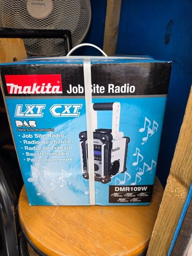 Makita Site Radio