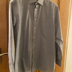 Grey shirt size 17.5