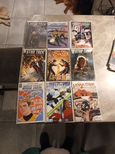 Star Trek comic bundle/joblot of 23 comics Free shipping