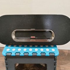 Philips iPod dock and bluetooth speaker