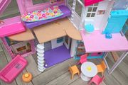 Barbie malibu house
