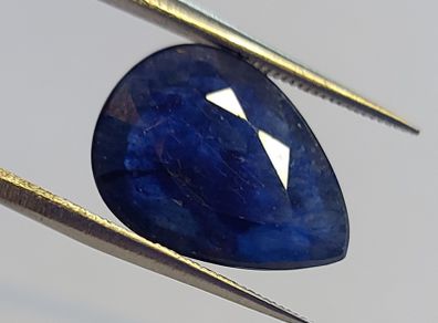 Sapphire 6.8 ct treated