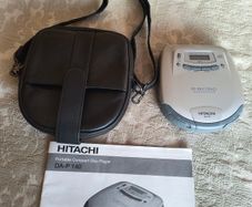 Portable Hitachi CD Player & Case