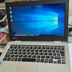 Toshiba Satellite CL10 Netbook