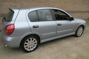 almera -n16 '06  Right Rear silver door in perfect condition!