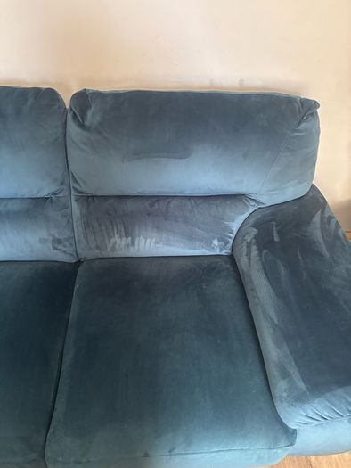 Sofa Dfs  Fargo
