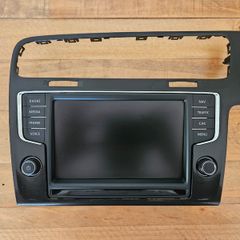 Volkswagen Genuine (OEM) 8" Screen (for Golf MK7)