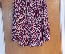 F&F  Long Blouse  - Long Sleeved.   S. 14.