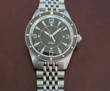 Phorcydes mecaquartz Microbrand