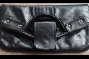Lorelei 2 in 1 convertible leather bag/clutch. Excellent condition.