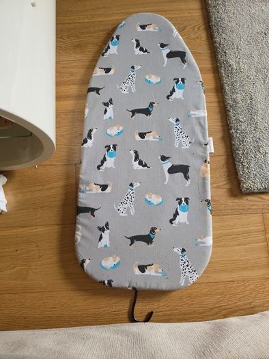 Mini iron board