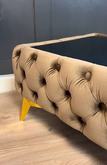 Chesterfield coffee table