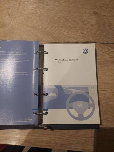 VW Golf MK5 owners manual