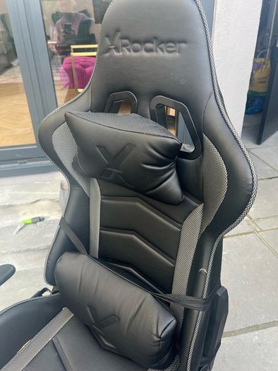 XRocker Agility Esports swivel gaming chair