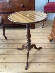 Lamp table
