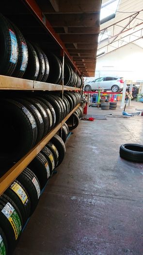285/35R22 Bridgestone and Hankook