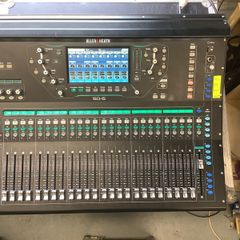 SQ 6 Allen & Heath digital mixing desk