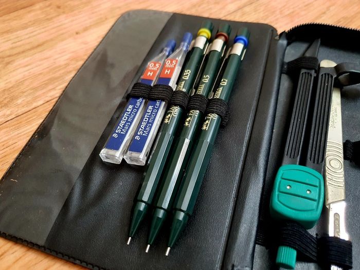 Artist Pencil Case with Drawing & Colouring Supplies
