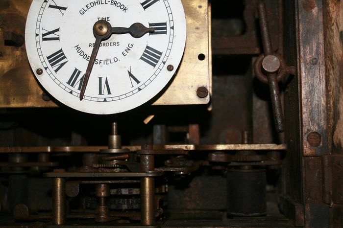 Gledhill  Brook  Time  Recorder  Huddersfield Clock