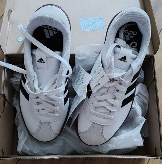 Adidas vl court 3.0 women's Shoes ( Size 41/2 UK) Brand New