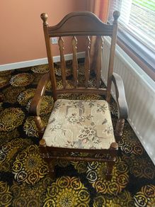 table and chairs