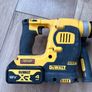 dewalt sds with battery Image 2