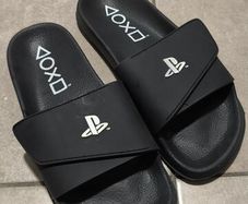Boys Slippers Size 4