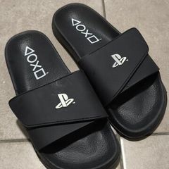 Boys Slippers Size 4