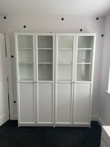 Bookcase / Bookshelf