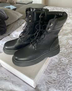 Boots  new Truffle Very comfortable brand