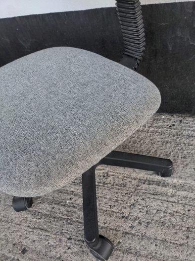 Swivel chair