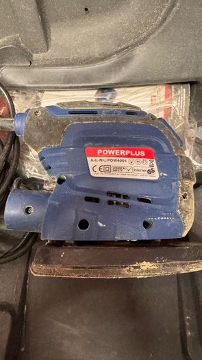 Powerplus POW4001 Delta Sander With Case