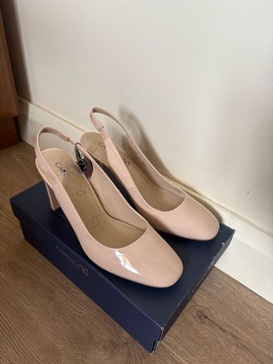 Nude high heel