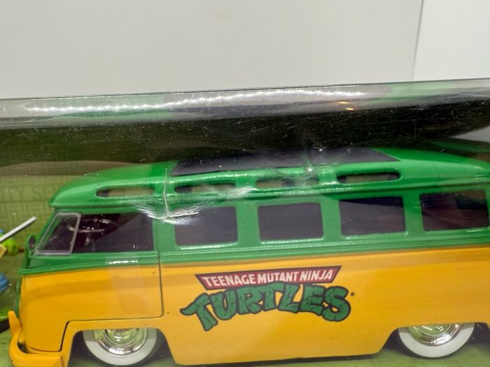 Jada 1:24 TMNT Teenage Mutant Ninja Turtles LEONARDO & 1962 VOLKSWAGEN VW BUS Model diecast die cast