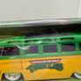 Jada 1:24 TMNT Teenage Mutant Ninja Turtles LEONARDO & 1962 VOLKSWAGEN VW BUS Model diecast die cast Image 2