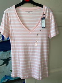 Brand New Tommy Hilfiger Top/T-Shirt