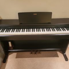 Yamaha Digital Piano 144R