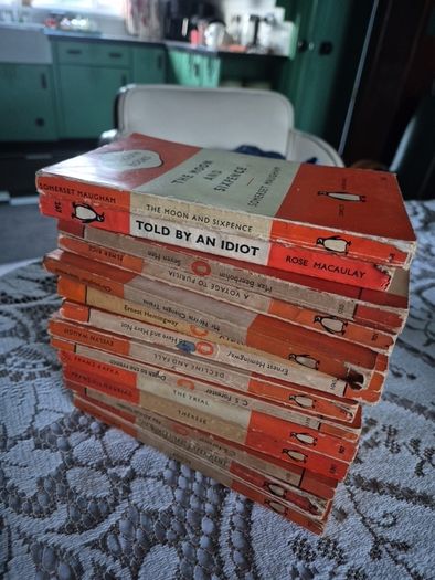 Vintage 14 penguin books