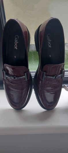 Gabor burgundy patented loafer shoes