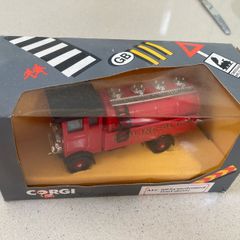 Corgi AEC 508