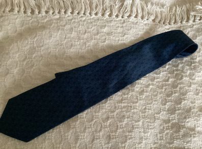 Rael brook navy tie