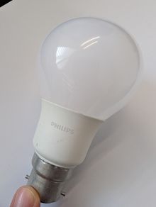 8x Philips 806lm 70mA LED light bulbs