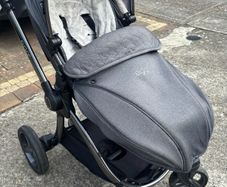 Egg Pram & Car Seat Bundle