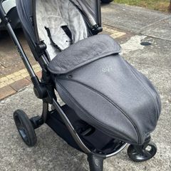 Egg Pram & Car Seat Bundle