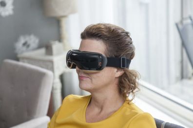 Relaxing Eye Massager With Nature Sounds