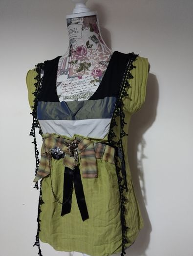 Bleu Blanc Rouge Top, New With Tags