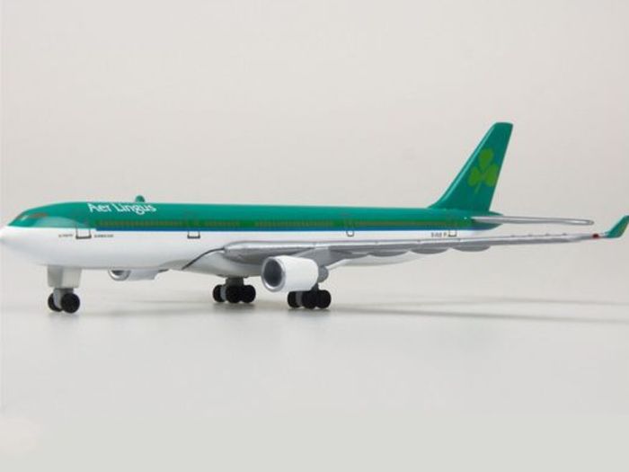 1:450 Aer Lingus Airbus A330-300 Model, Die Cast