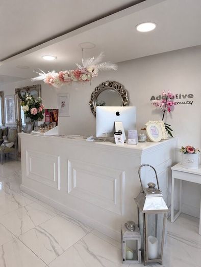 Nail station for rent in Malahide