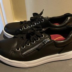Munro Tilly leather Sneakers