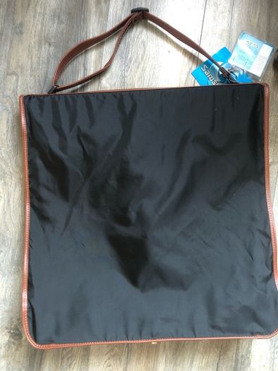 Samsonite suit carrier/ suit case